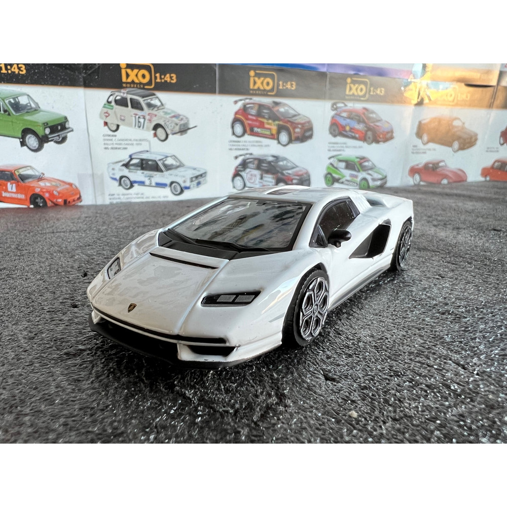 Lamborghini Countach LPi 800-4 (2022)