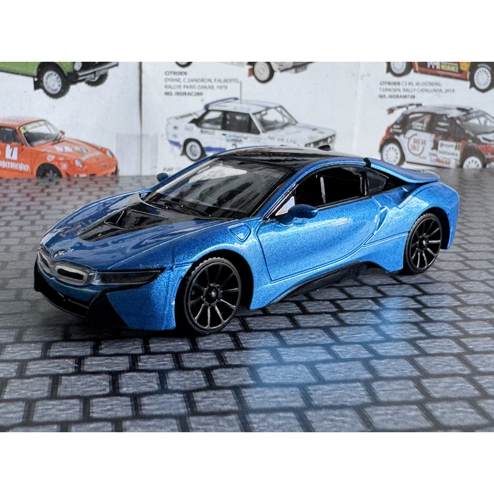 BMW i8 Hybrid (2016)
