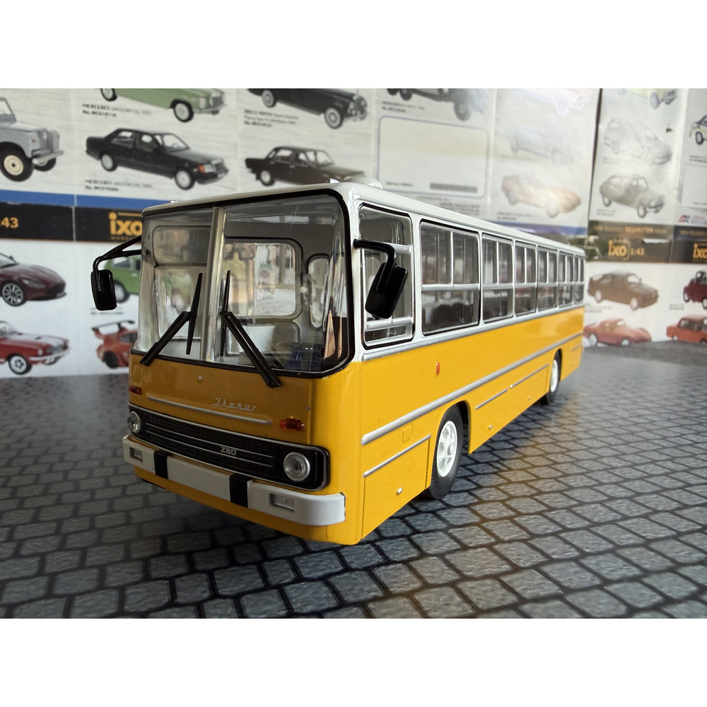 Ikarus 260.06 autóbusz (1975) Ikarus 260.06 autóbusz (1975)