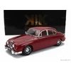 Kép 1/4 - Daimler 250 V6 1:18