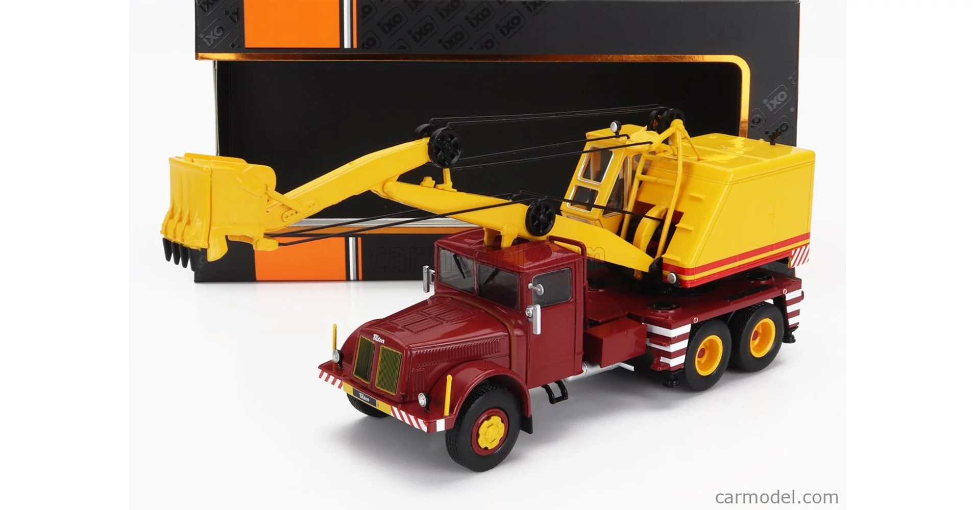 Camion Tatra 111 D030 Avec Pelle – IXO 1/43 – Rouge/jaune (réf TRU042.22)