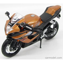 1:12 Suzuki GSX-R1000