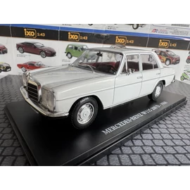 1:24 Mercedes-Benz 220D W115