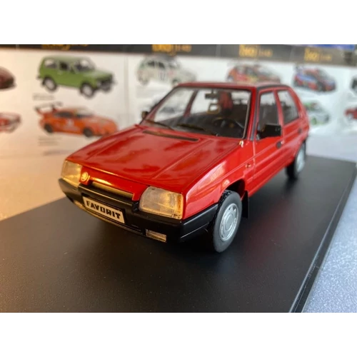 1:24 Skoda Favorit