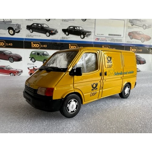 1:35 Ford Transit Mk3