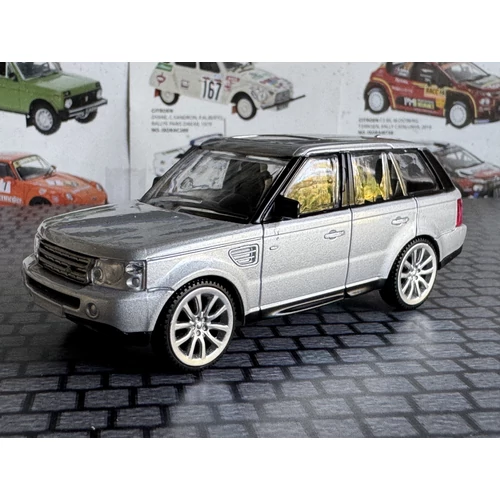 1:43 Land Rover Range Rover Sport