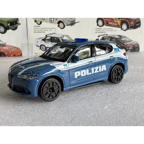 1:43 Alfa Romeo Stelvio Polizia