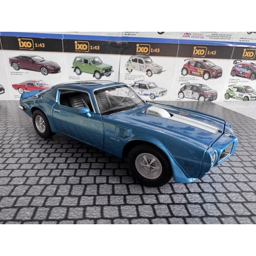 Pontiac Firebird Trans-Am (1972) - Welly - Méretarányos modellek a