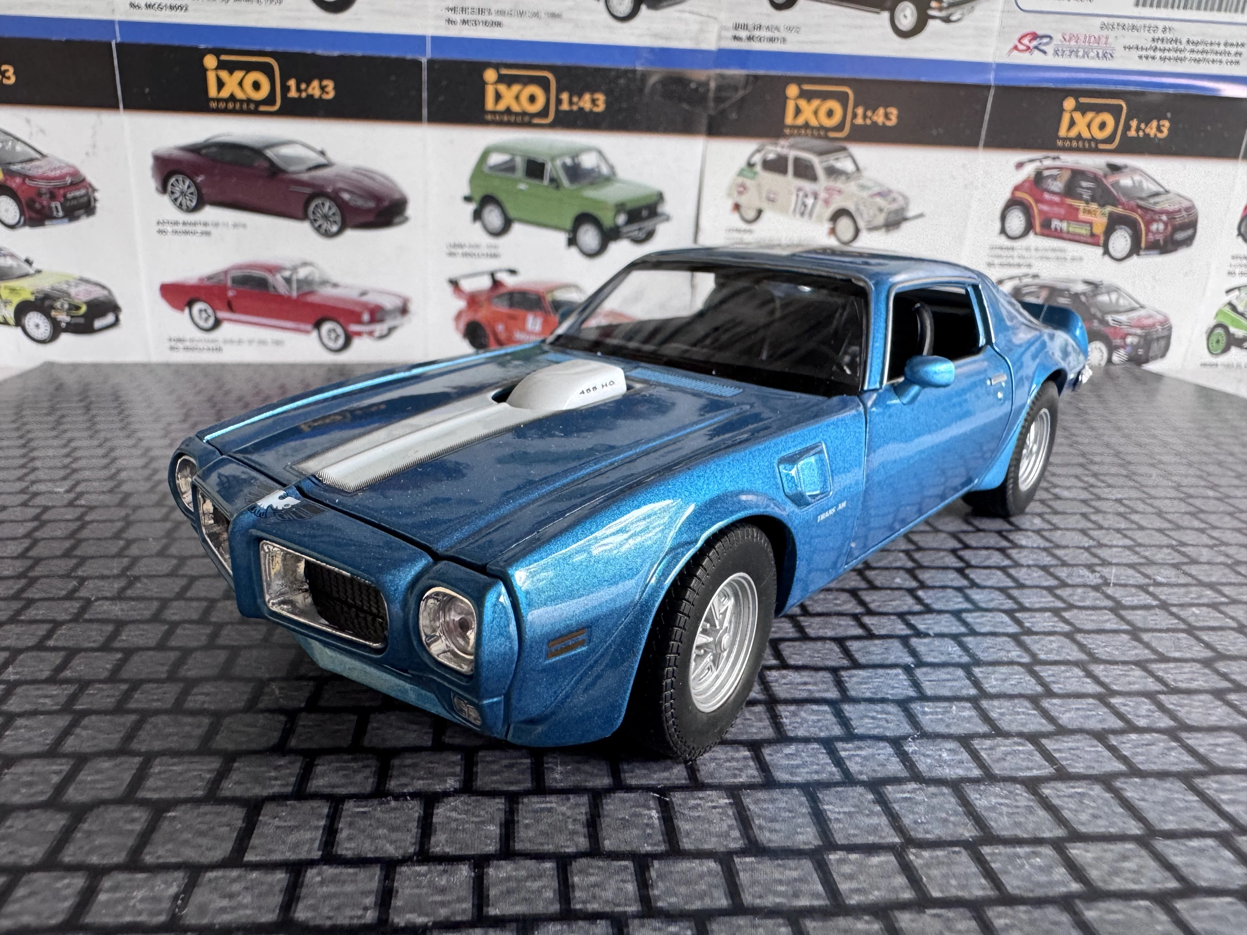 Pontiac Firebird Trans-Am (1972) - Welly - Méretarányos modellek a